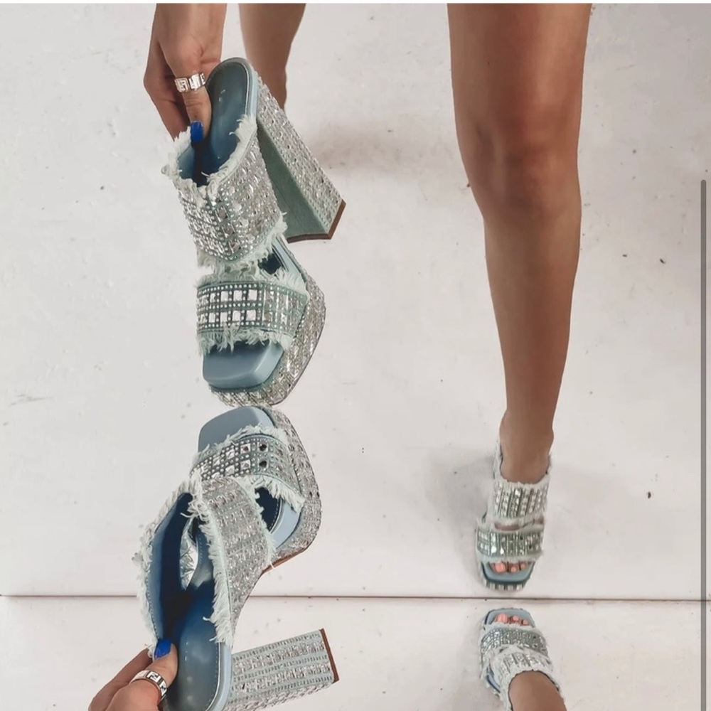 Amazing lace denim disco heels
